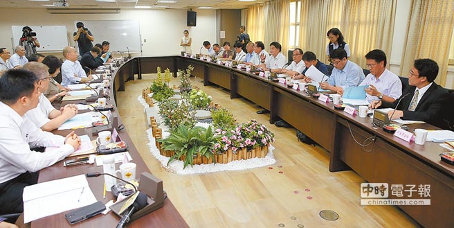 �O�_�A���B�P���q�W�븳�Ʒ|���3�u�`�ȸ���