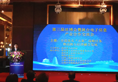 �Z��q��á����������y�|���o �Y���Z��g���W����i