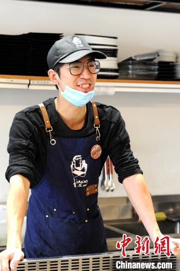 �L90�A�����W�y�e�ͥ����ݱi���� ��