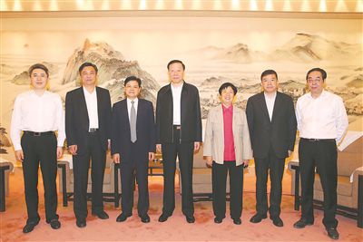 n`CIhyJ|häLȓroav٢g