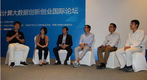 ���ΖE��ä���@�Œ��|�I�y���} ���]�ӷs���h�D����