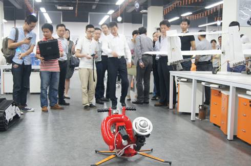 �����Z����