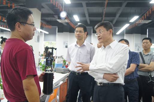 ���޼�y���v��y