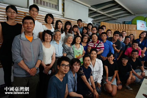 ���w�y�e�ӷs��򧡫�s