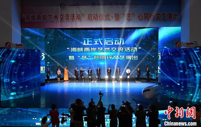 �����J�����������������w�����y�_���H������