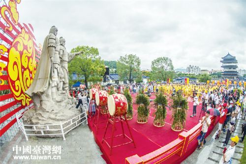 �B�`�����}��