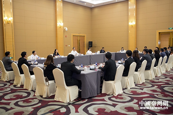 ���W�y�e�y�÷|�}��