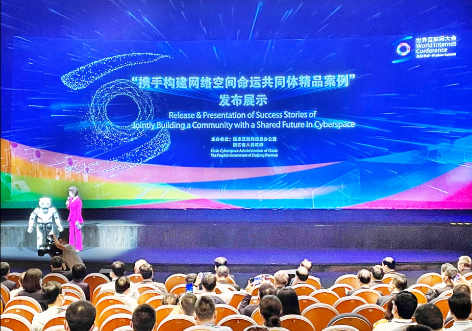 �A�����ȓr�ޔW�z�c���I���d�B���ړ���y��