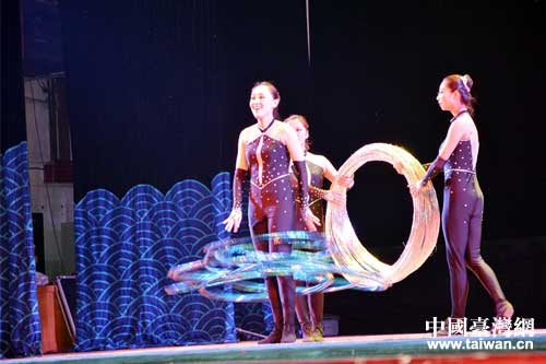 �K�Y���L�������M��