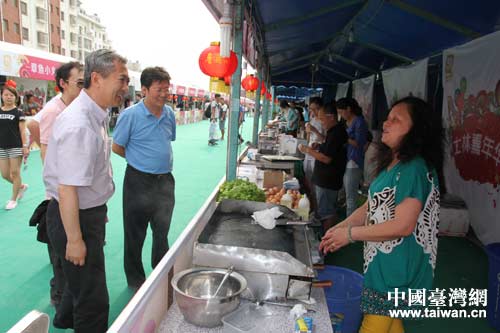 ���F����֮Óh�������y���}è��ڨ�\����