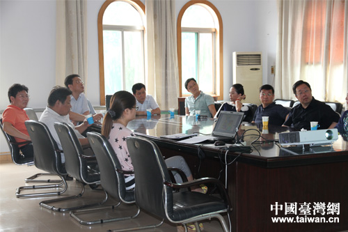 �s��W��V���H���Z�������]���x����