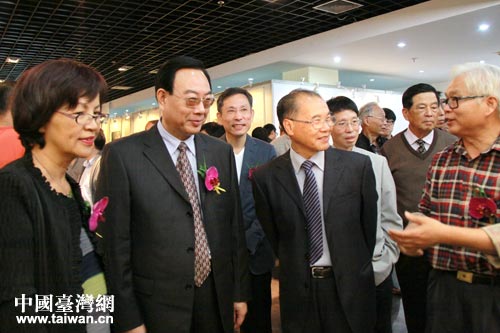 ���{�ܵƖR�h�u�䣳�w�еe���r�������Ͳ�e�i��