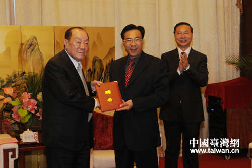 �������§����n�ÖR�Ǻ�����{���˰��S���u��