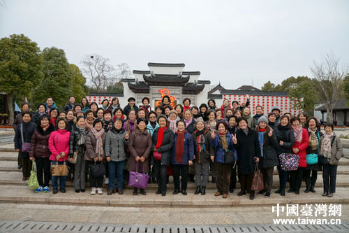 �I�[��M�ʩf��Ͳ�h�ߓ���