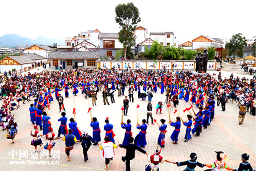 ��� ���]�R