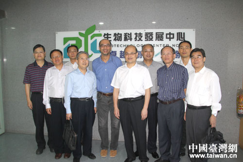 ���w���\�r����������W������\