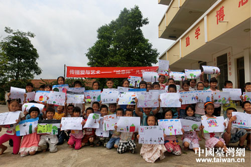 ���¤Ͷ}�ߔH�i�ܕs���Yø�e����