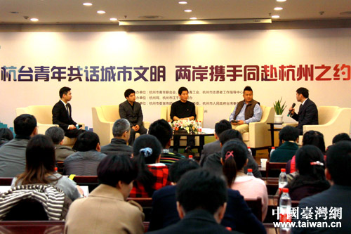 �C���y�e����ϥ���R-���w������D�C�b���١������}��