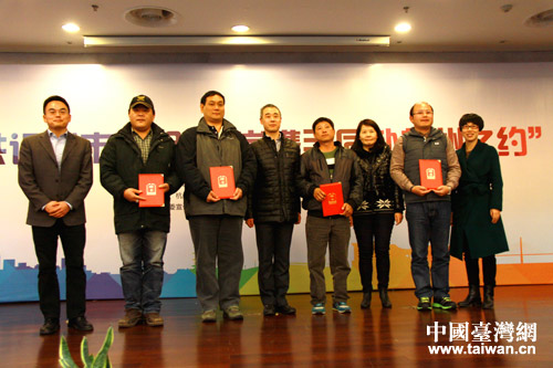 ���W�y�e����L�C�b�ϥ���{�y�e���~�����¼K��