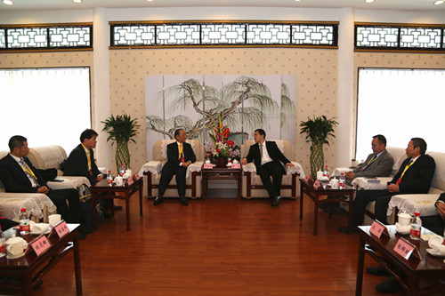 �����{�ܮÓh�u�o�̷|��Ф�Y�R