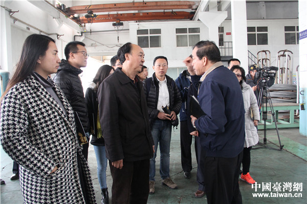 ��Ͳ�W�������������ѣV�뤽�����s