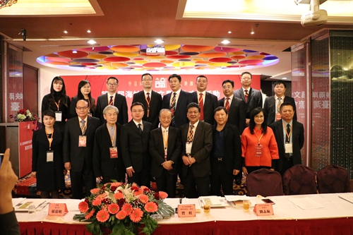 �|�u��y�|�j�����