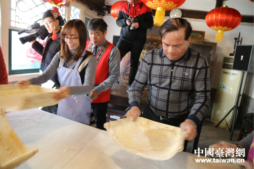 ��������d