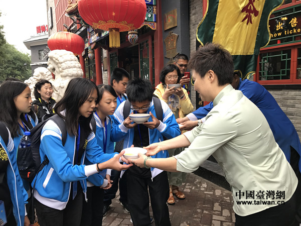 ��F�p������\�v���Ѫf�l���y�ʤ��s������