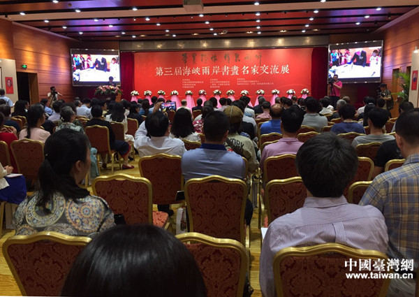 �����}���