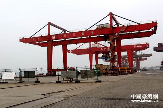 ���h�����s�A