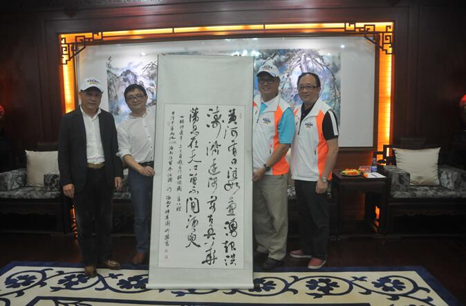 ���h���^�ɨ����������e���u����