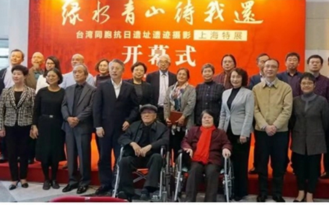 ���W���M�ܤ�ؔ�خ楧���i�I�����i�|