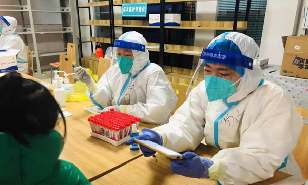 �K������b��M�ڥ�����������