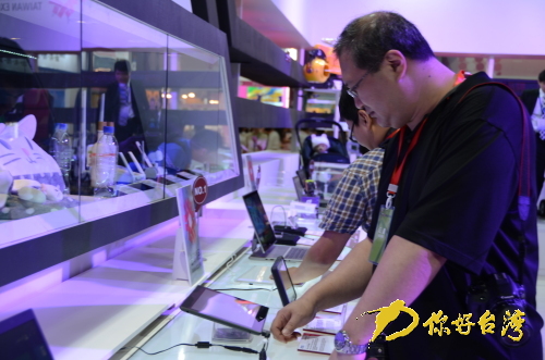 ���W����è���|�}�@ ħ�̧ެ��Ѩ��F�G��