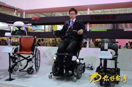 ���W����è���|�}�@ ħ�̧ެ��Ѩ��F�G��