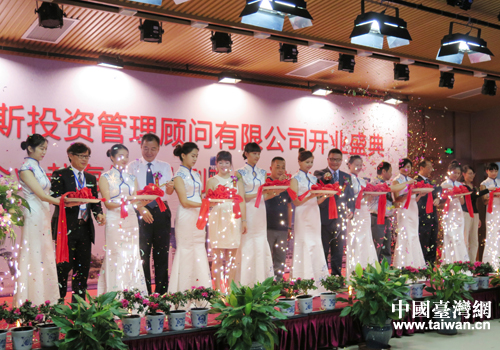 ��D�j�����~�S���V�뤽���}��}��