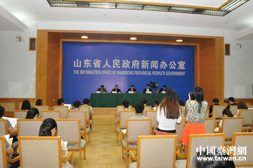 �s���饬�|�}��