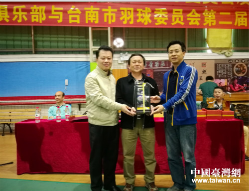 2��22������`�[�k�����P��������h���k���e�z�|���ʖE�ͶϿ�