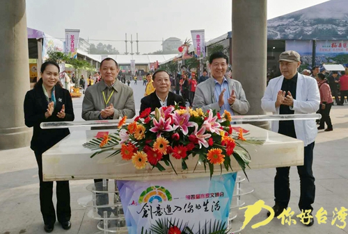 ���E�粣��è�|�Y�����@