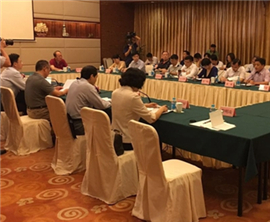 ���F�N�Ēã�潤��A�壳�H�g�T�ˤ��y����