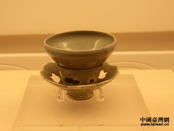 �Ԩ��n���㩤��� ��e�Ҕb�`�L�y�����}�s��