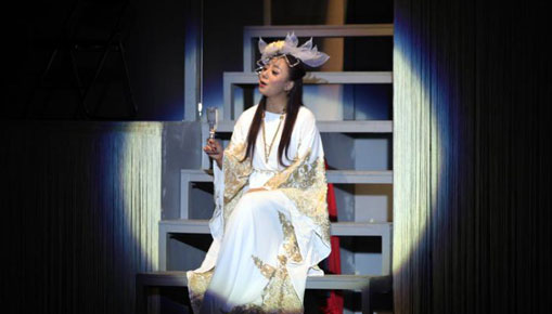 ���W����_