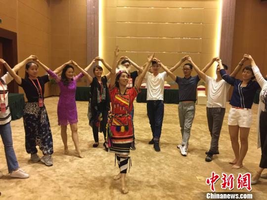 ���W�R�k�Ŵ\���W���ܾ��۔e�B�R�C�����[�{�e ��