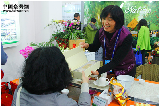 �Υ����W�ϥ����Z�����Ϫ�������z���S�礶�ݬ��ѐ�