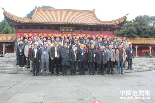 ���h���}��r�������w��y�H�H�B�P�ףD���o