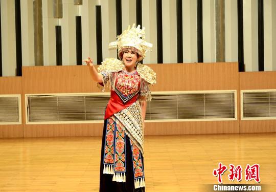 �ܒ��M�ե���h�S�g�Y���B���q���ݮ}��ɧ ��