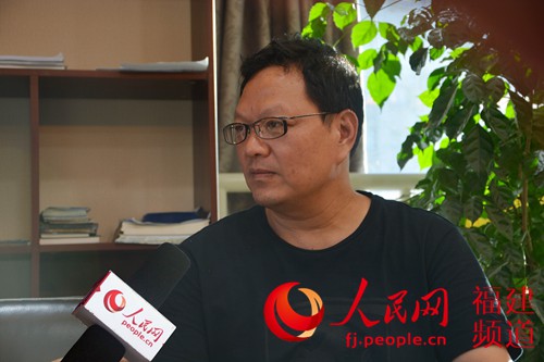 �B�S�������J�b��D�����H��A�Y�u�u