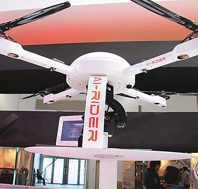 �{�g�B�Y��򧥧���l�ѐ߷|�E�u�Y�������Z�G��