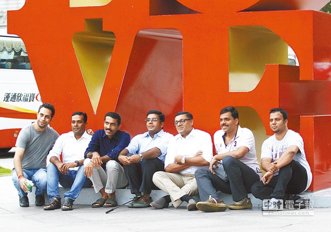 ���W�\�k�K�ܬ饬�h�����ͨd�� �����W���T����