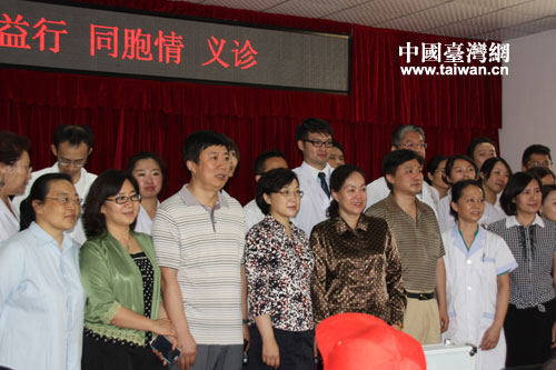 �����q��